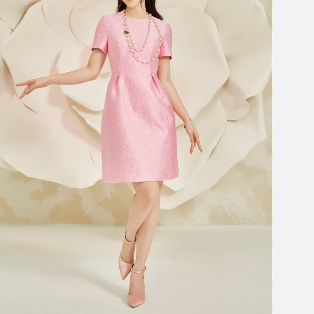 Sixdo short sleeve brocade jacquard Textured mini Dress in pink